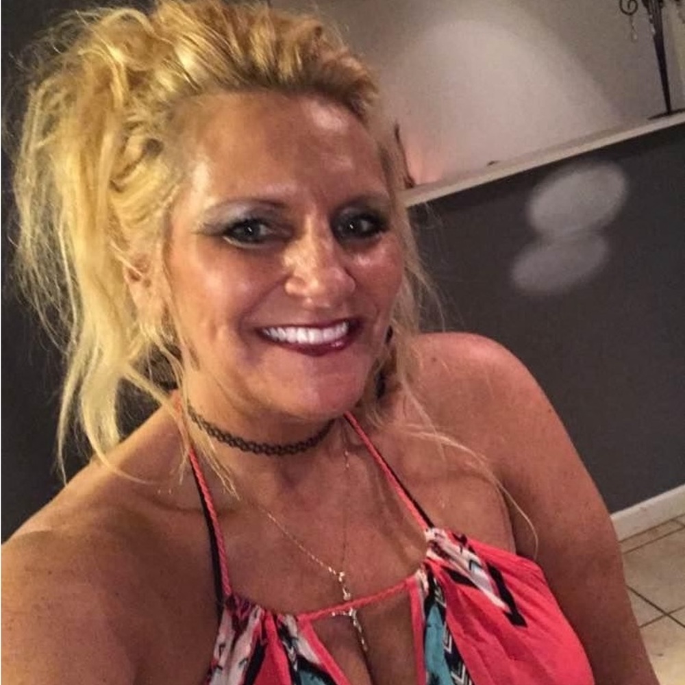 Meet your Posher, Tiffaney